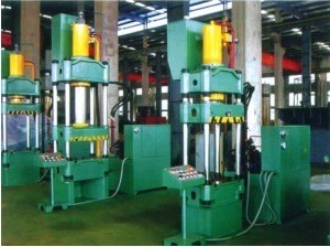 100噸四柱液壓機(jī)
